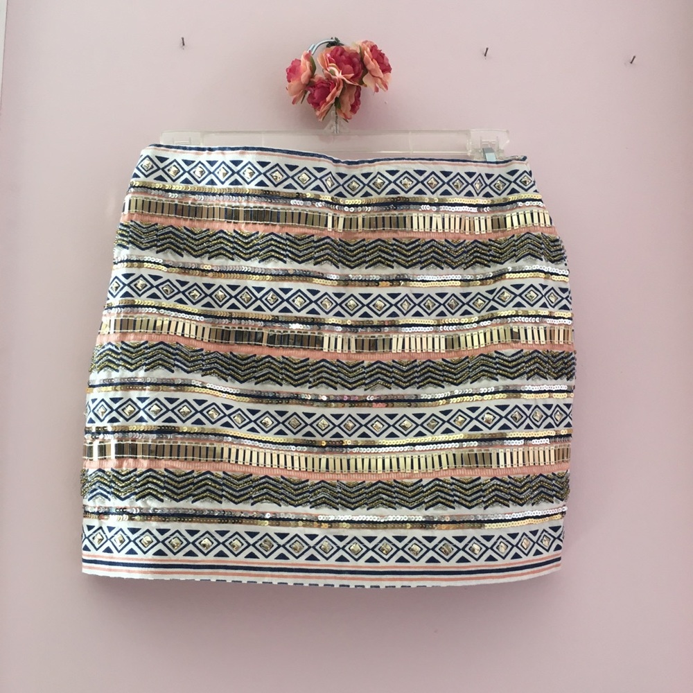 Cute pink/gold beads skirt |